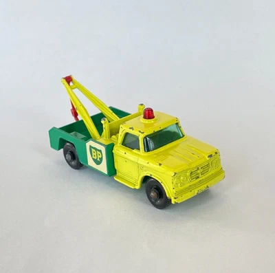 Matchbox Lesney no. Camión Dodge Wreck 13 con calcomanías BP y gancho rojo Foto 1 de 4