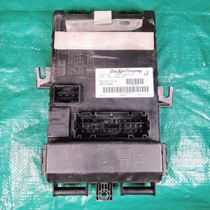 Ford Mustang BCM 7R3T-14B476-AG Fuse Box Interior Cabin Multifunction Block - Picture 1 of 5
