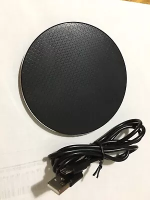 iphone 8, iPhone 8 Plus, iPhone X, And Samsung fast wireless charger - Image 1 of 4