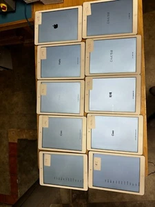x10 Lot Apple iPad Air 1st Gen - 128GB (Wi-Fi) A1474 REPAIR LOT! AS-IS - Picture 1 of 9