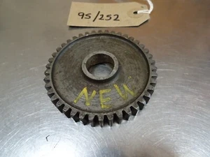 BSA DANDY ENGINE GEARBOX 42T GEAR 64-3095 PINION.SCOOTER NEW OLD STOCK - Picture 1 of 4