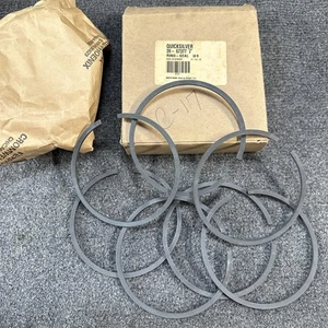 Genuine Mercury Crankshaft Ring Seals 39-67377T SET OF (7) NOS OEM - Bild 1 von 3
