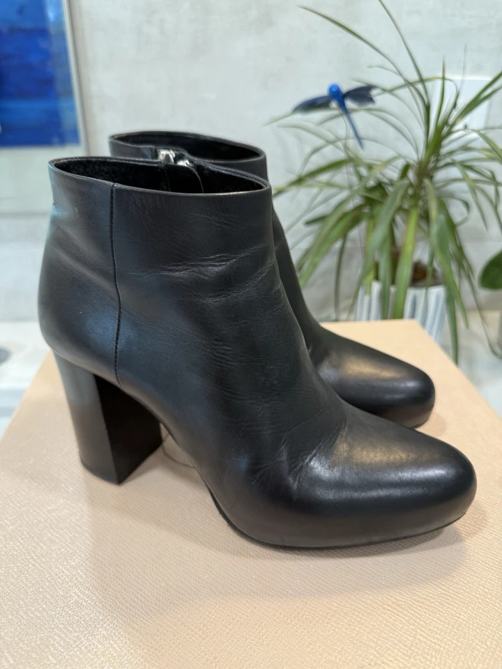 Botines de cuero negros para mujer PRADA talla 37 Foto 1 de 4
