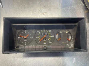 Volvo 240 Instrument Cluster, Speedometer  Clock Gas Gauge Mileage Temperature  - Picture 1 of 6