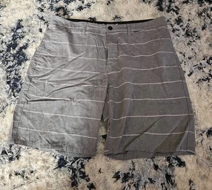 Hurley Shorts grau-weiß 36 Herren - Bild 1 von 3