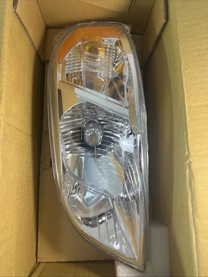 Dorman GM428-B001L Fits 2007-2011 Chevy Aveo 4dr Headlight Driver Side - Imagem 1 de 4