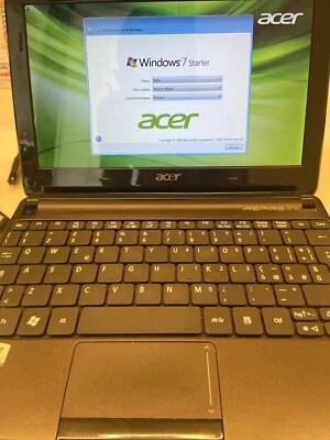 Netbook Acer Aspire One D257 Atom 1,66 GHz 1 GB RAM - Immagine 1 di 4