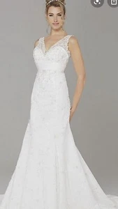 BERKETEX WEDDING DRESS BY NICOLE JACKSON, SIZE 10 12 14, CONDITION NEW RRP £999 - Picture 1 of 7