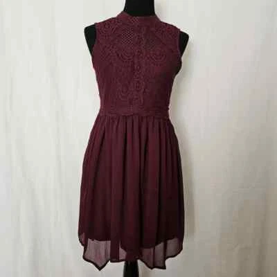 Xhilaration Lace Sleeveless top with mesh and crochet Cranberry Large NEW - Image 1 of 4