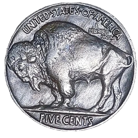 1930 Buffalo Nickel 5 Cents ~ High Grade/Full Horn ~ CHOICE AU+ Cover