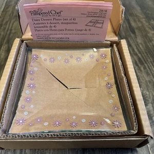 4 The Pampered Chef Daisy Dessert Plates 6" Pink Square Appetizer #2818 Retired - Picture 1 of 4