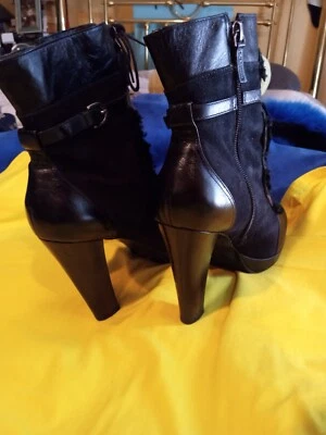 L.K. Bennett Hermosas Botas de Cuero Gamuza Suave Mantequilla Tacones Negras ¡Debes Ver! US 7 Foto 1 de 4