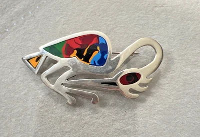 Broche de pájaro de plata de ley de mediados de siglo con esmalte de colores Foto 1 de 4