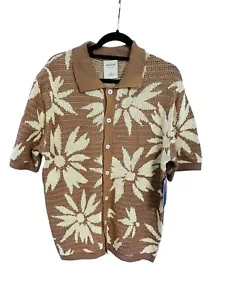 Massive Luxury NWT Men's Crochet Button Down Shirt Size Medium Knit Short Sleeve - Picture 1 of 5