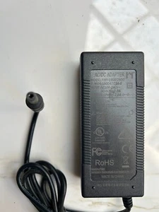 YHY-19002500 p/n DS190047c=C7C14-S AC100-240V ~ 50-60Hz 19v 2.5a Power Adapter - Picture 1 of 1
