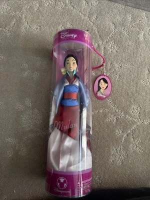 Muñeca clásica Mulan exclusiva de Disney Store - Coleccionable de colección - ¡Sin abrir! Foto 1 de 4