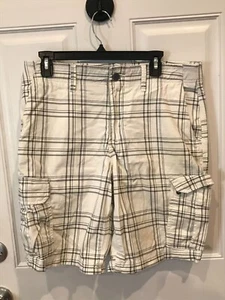 George Mens Cargo Shorts Size 32 White Plaid Stretch Flat Front Casual Summer - Picture 1 of 9