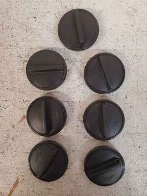 7 Qty Oil Filler Caps 2.5"x2.5"x0.3" (7 Qty) - Image 1 of 4