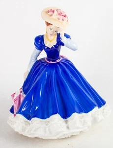 Royal Doulton Figurine 'Mary' HN3375 - Figure of the Year 1992 - UK Made - Picture 1 of 7