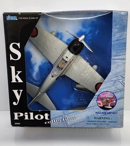 1:48 Scale Sky Pilot Collection By EXCITE® No. 20203 with Stand Grey V-190 - Picture 1 of 8