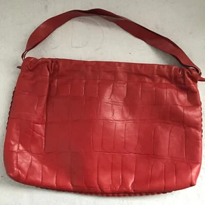 Falore Leather Handbag Red Embossed Shoulder Bag Purse Magnet Close Rectangle - Picture 1 of 9
