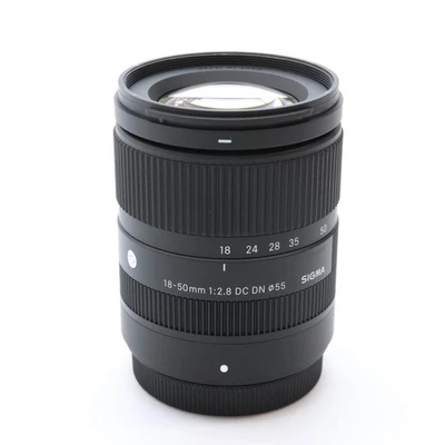 Sigma 18-50 mm F/2,8 DC DN contemporáneo (para Fujifilm X / APS-C) -Casi como nuevo- #316 Foto 1 de 4