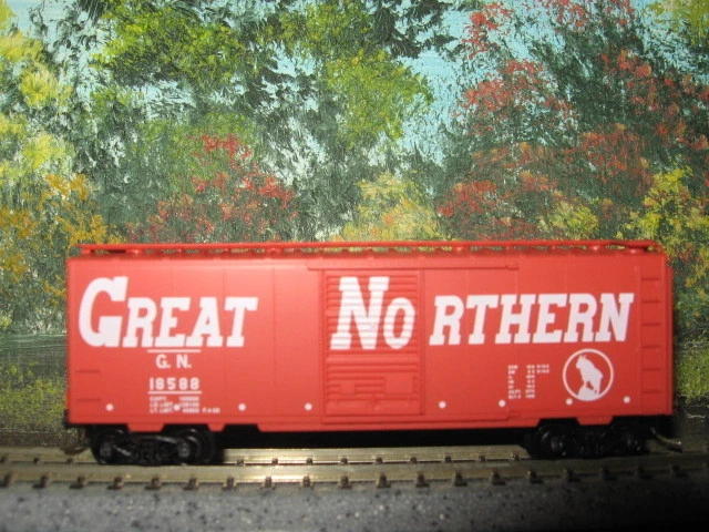 MTL N SCALE #20176 40' STD BOX CAR SGL DOOR GN #18588 - Image 1 of 1