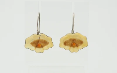 复古 Laurel Birch 纯银金色搪瓷花卉吊坠耳环 — 第 1/4 张图片