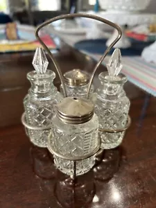 Ancien lot de 4 cruches en cristal en caddie argent sel poivre huile vinaigre - Photo 1/6