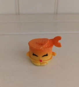 SHOPKINS SEASON 4 - TEENA CATFOOD ORANGE/YELLOW - PETSHOP - ULTRA RARE - Picture 1 of 4
