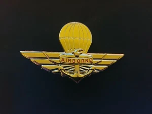 Brunei Fallschirmflügel - Bild 1 von 3
