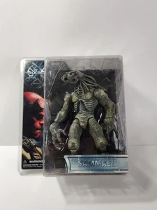 2003 Mezco HELLBOY Sammael 8" Inch Action Figure MIB - Picture 1 of 18
