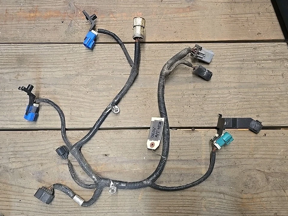 Ford Crown Victoria Vic 2004 transmisión automática aire acondicionado arnés de cableado telar Foto 1 de 4