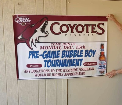 Phoenix Coyotes Banner Bubble Boy Pre-Juego NHL Arizona Sports Doan Roanoke Foto 1 de 4