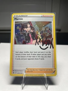 SWIRL TODA LA GALAXIA COMPLETA CASI NUEVA Marnie SWSH120 SWSH: Espada y Escudo Tarjetas Promocionales Holo - Imagen 1 de 2