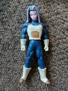Dragon Ball Z GT Actionfigur Base Trunks Saiyan Armor 4,5 Zoll - Bild 1 von 4