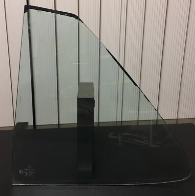 1972-1985 MERCEDES BENZ R107 450SL 380SL 350SL LEFT REAR HARDTOP QUARTER GLASS Foto 1 de 4
