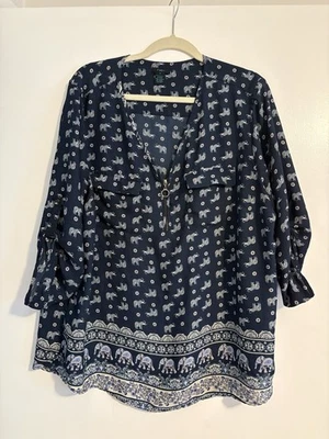 Blusa túnica Rue 21 para mujer Plus 1X elefante cachemira azul manga enrollable con tiras Foto 1 de 4