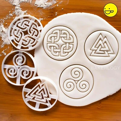 3er Set Nordic Runes Ausstechformen: Keltischer Schildknoten, Triskelion & Valknut - Bild 1 von 4