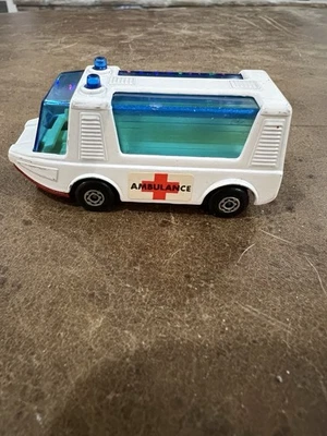 Matchbox Stretcha Fetcha #46 Base Roja Foto 1 de 4