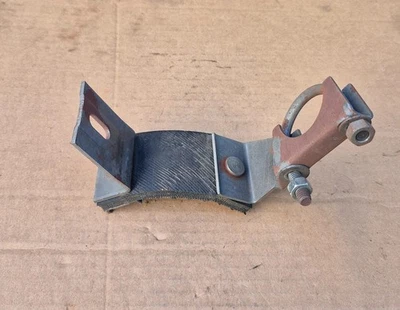 1963-1966 Valiant Dart Barracuda 6 Cyl NOS MoPar Tail Pipe FRONT SUPPORT HANGER - Image 1 of 4