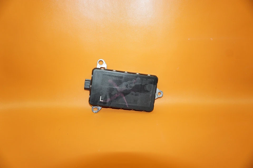 SENSOR MONITOR PUNTO CIEGO IZQUIERDO LEXUS GS350 2013 2014 2015 88172-0W010 GS450 OEM Foto 1 de 4