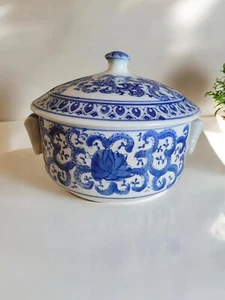 Cuenco cubierto azul y blanco vintage - SOLO PROPÓSITOS DE EXHIBICIÓN - Imagen 1 de 8