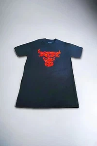 Chicago Bulls Short Sleeve Black Galaxy T-Shirt Men's Size XL - Picture 1 of 4