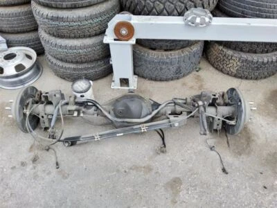 15 16 17 18 19, GMC Denali XL, Rear Axle Assy, 9.75 Ring Gear, 3.23 Ratio, 6.2L - Image 1 of 4