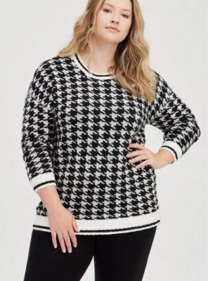 全新带标签 Torrid Crew Nk Herringbone 套衫毛衣 Houndstooth 黑色和白色 4 码 — 第 1/4 张图片