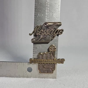 Vintage MESSAGE REMEMBER Fridge Magnets Set of 2 Bronze Look Metal 1.5” Kitchy - Picture 1 of 3