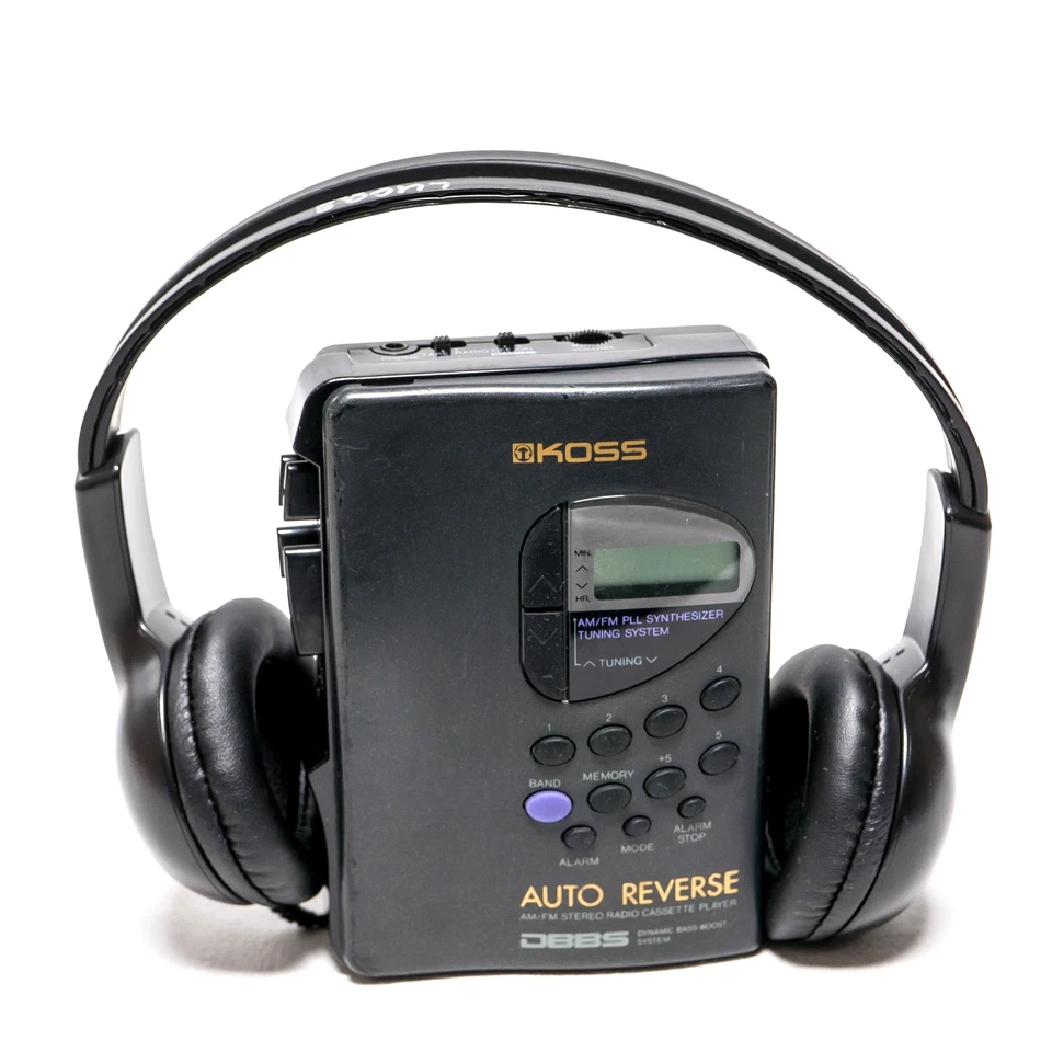⭐ Кассетный плеер Koss FM/AM Walkman PP105 с наушниками - обслуживаемый ~ РАБОЧИЙ ⭐ - Изображение 1 из 4