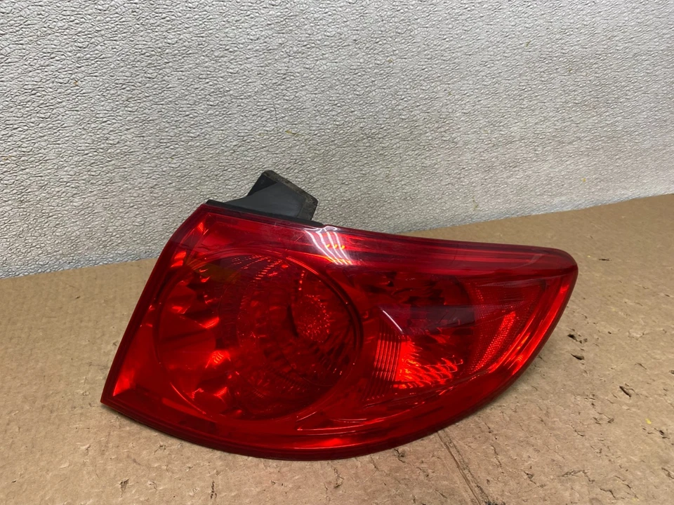 Luz trasera derecha Hyundai Santa Fe 2007 2008 2009 pasajero OEM V3577 DW Foto 1 de 4