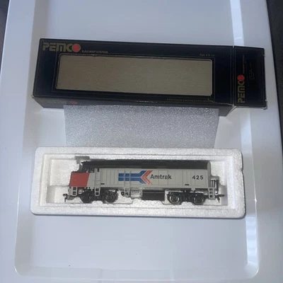 locomotora pemco ho Amtrak 425 Foto 1 de 4